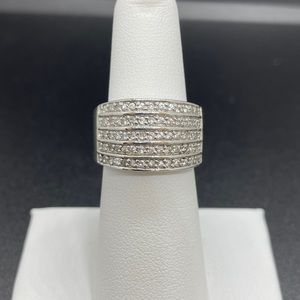 Sterling silver diamond ring